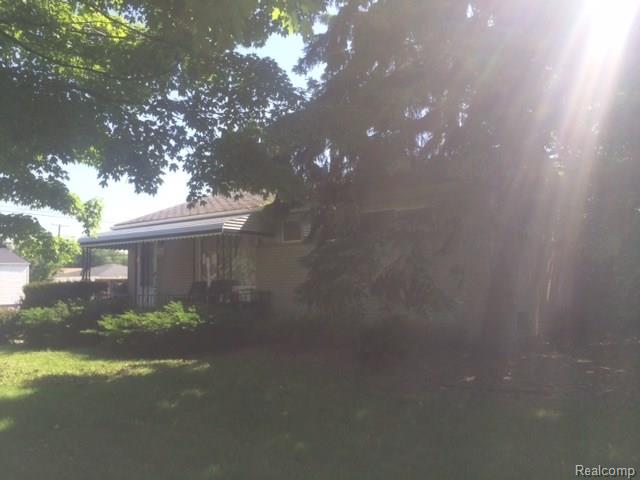 7809 Clippert St, Taylor, MI 48180 photo 1