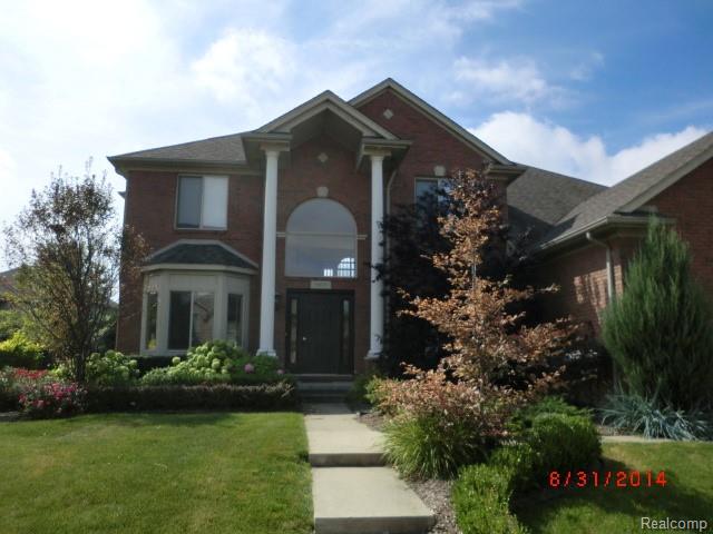 18820 Newbridge Dr, Macomb, MI 48044 photo 1