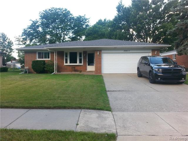 30411 Progress St, Roseville, MI 48066 photo 1