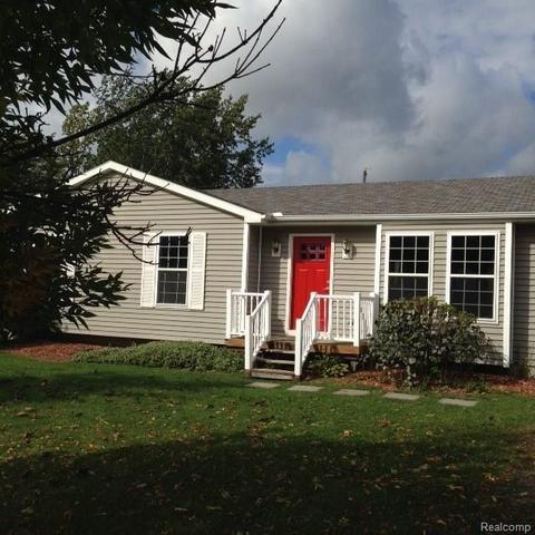4064 Violet Ave, St. Clair, MI 48079 photo 1