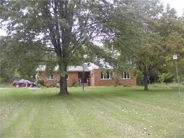 5164 Springborn Rd, East China, MI 48054 photo 1