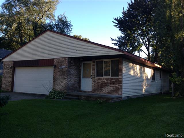 24660 Harrison St, Harrison Township, MI 48045 photo 1