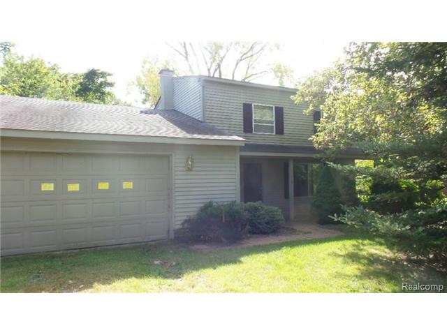 11228 Rhode Dr, Utica, MI 48317 photo 1