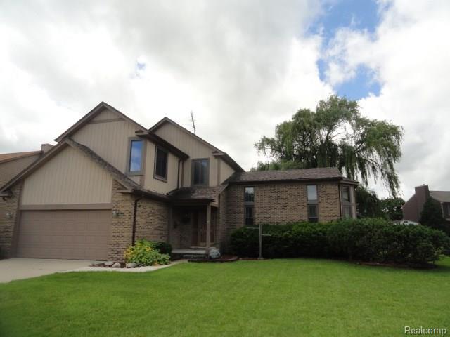 1135 Longfellow Dr, Canton, MI 48187 photo 1