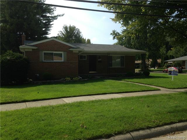 11450 Garbor Dr, Warren, MI 48093 photo 1