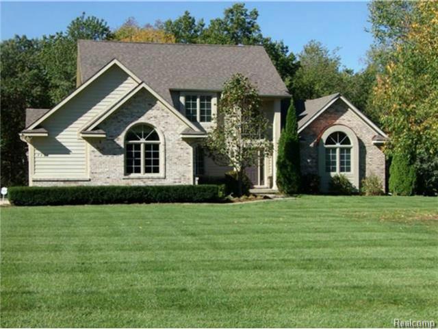 7323 Northwind Ct, Clarkston, MI 48346 photo 1