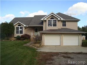 4729 Swoish Rd, North Branch, MI 48461 photo 1