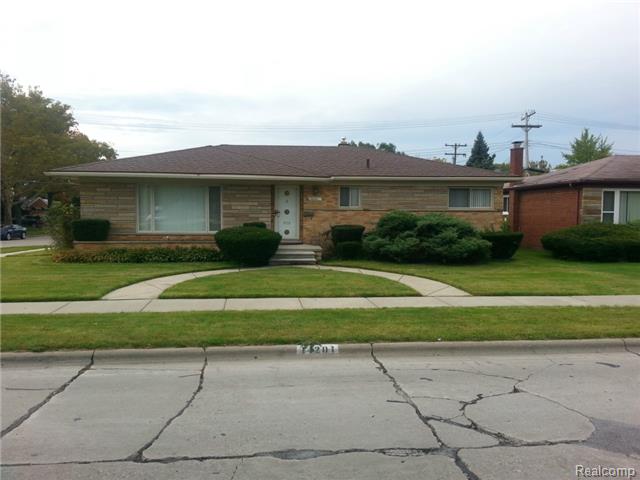 14201 Oak Park Blvd, Oak Park, MI 48237 photo 1
