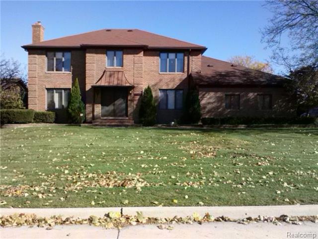 17831 Yorkshire Dr, Riverview, MI 48193 photo 1