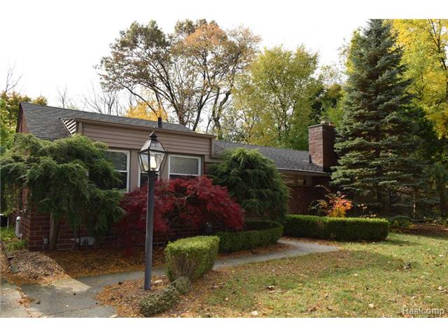 213 Ellen Ave, Royal Oak, MI 48073 photo 1