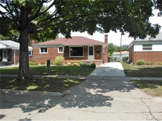 3274 N Margarette Ct, Trenton, MI 48183 photo 1