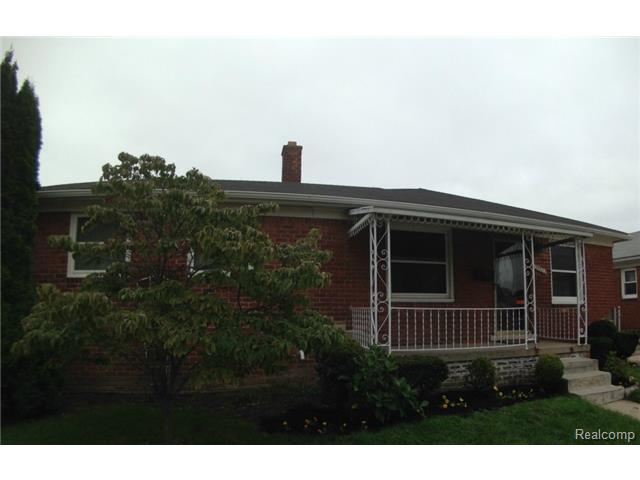 21528 Avalon St, Saint Clair Shores, MI 48080 photo 1