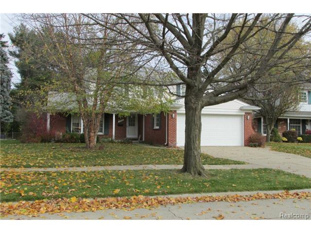 14944 Farmbrook Dr, Plymouth, MI 48170 photo 1