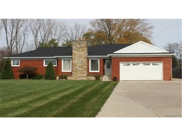 2162 S Custer Rd, Monroe, MI 48161 photo 1