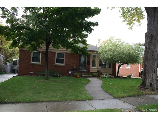4635 Robinwood Ave, Royal Oak, MI 48073 photo 1