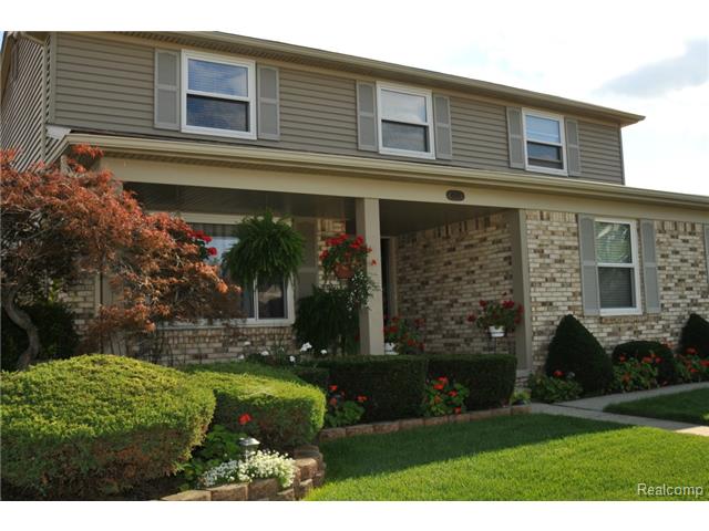 45169 N Spring Dr, Canton, MI 48187 photo 1