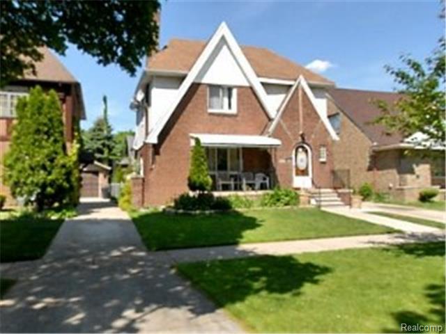 7715 W Morrow Cir, Dearborn, MI 48126 photo 1
