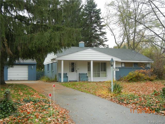 25291 Kildare St, Southfield, MI 48033 photo 1