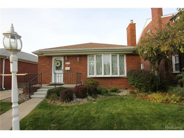 912 Emmons Blvd, Lincoln Park, MI 48146 photo 1