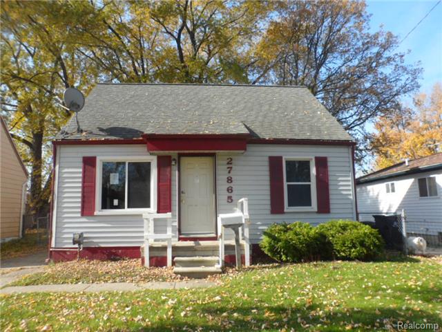 27865 Van Howe St, Roseville, MI 48066 photo 1