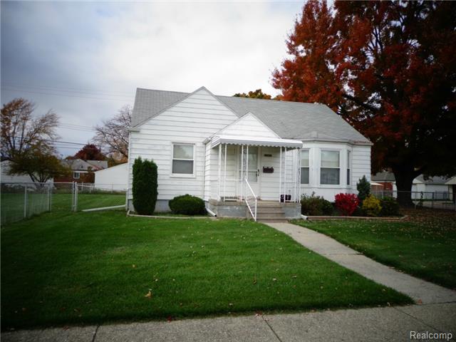 22861 Lambrecht Ave, Eastpointe, MI 48021 photo 1