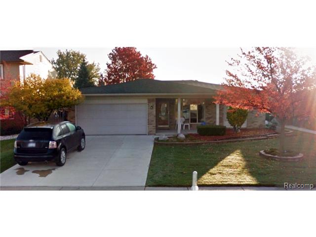 46116 Hollowoode Ln, Macomb, MI 48044 photo 1