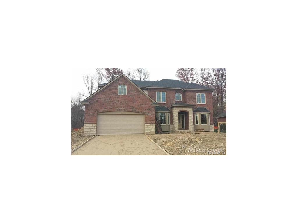 1724 Oak Forest Dr E, Troy, MI 48085 photo 1