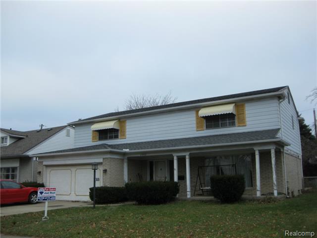 31400 Merrily St, Roseville, MI 48066 photo 1