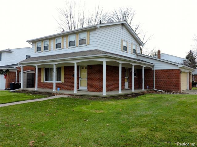 32489 Crestwood, Fraser, MI 48026 photo 1