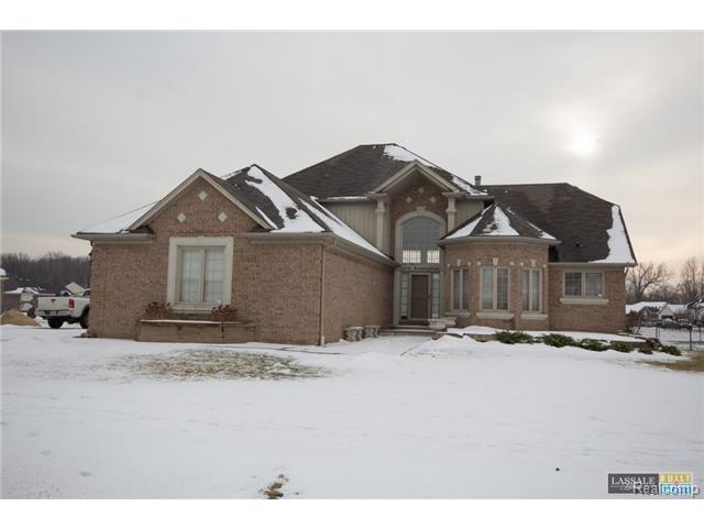 22542 Brantingham Rd, Macomb, MI 48044 photo 1