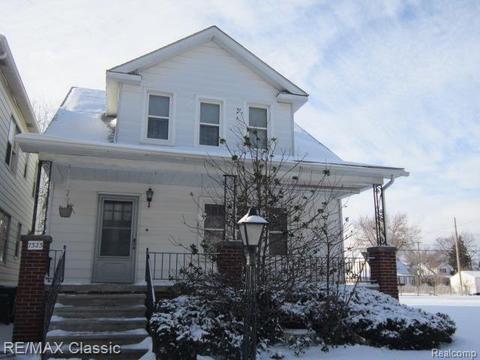 7323 Williamson St, Dearborn, MI 48126 photo 1
