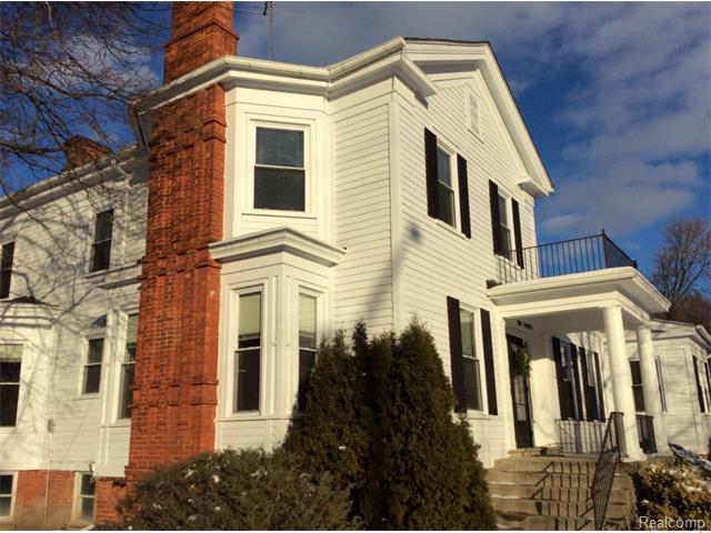 900 Brown St, Saint Clair, MI 48079 photo 1