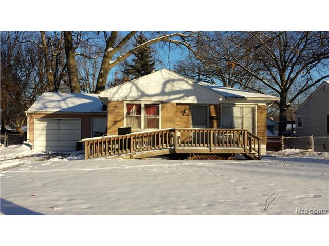 4943 Moore St, Wayne, MI 48184 photo 1