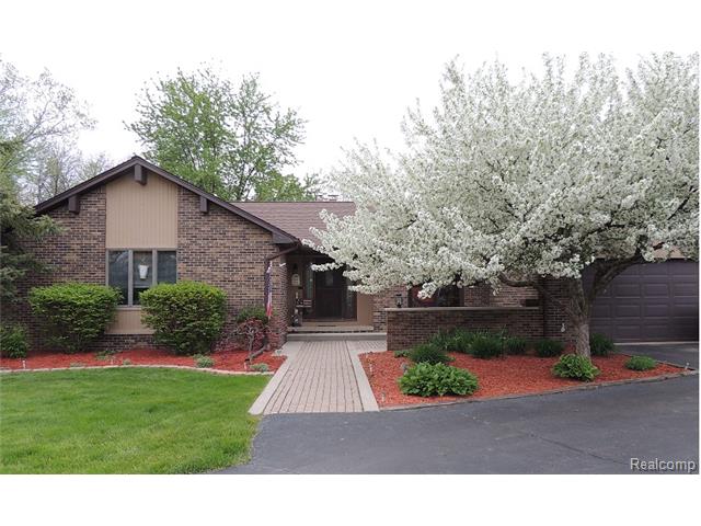 1220 Ruby Ave, Rochester, MI 48309 photo 1