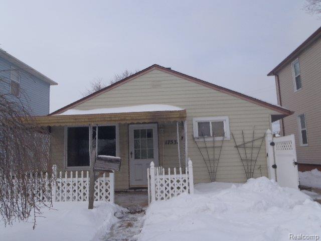 17531 Flora St, Melvindale, MI 48122 photo 1