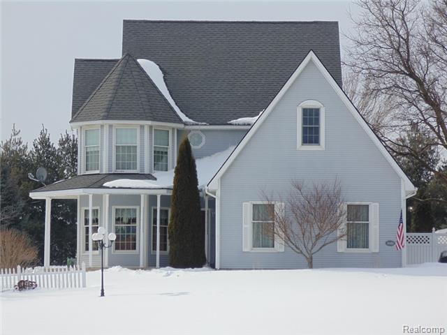 74483 Dequindre Rd, Leonard, MI 48367 photo 1