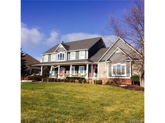 8734 S Shore Dr, Clarkston, MI 48348 photo 1