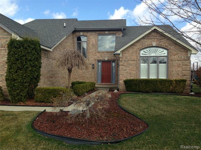 19849 Comanche Dr, Macomb, MI 48042 photo 1