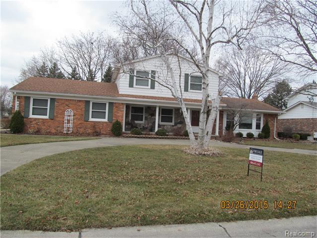 25601 Branchaster Rd, Farmington, MI 48336 photo 1