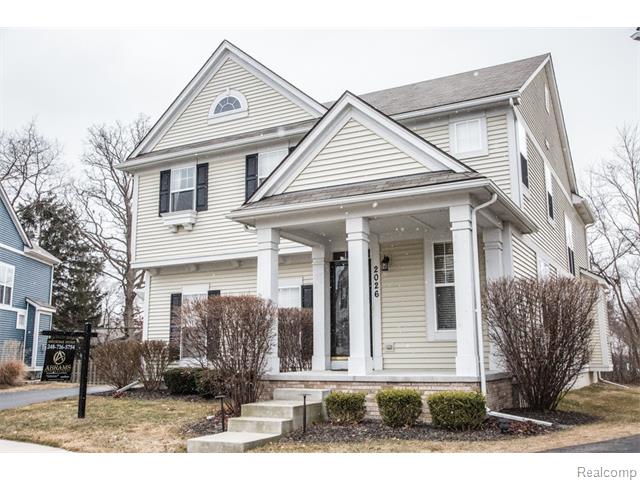 2026 Harbor Village Ave, Keego Harbor, MI 48320 photo 1