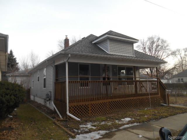 58 Lawndale St, Mount Clemens, MI 48043 photo 1