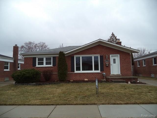 24617 Cubberness St, Saint Clair Shores, MI 48080 photo 1