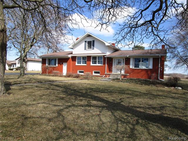 10674 Dixie Hwy, South Rockwood, MI 48179 photo 1