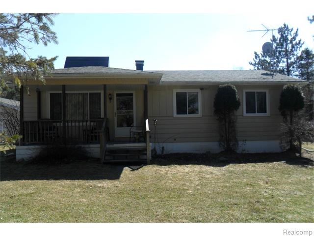 66801 W 8 Mile Rd, South Lyon, MI 48178 photo 1