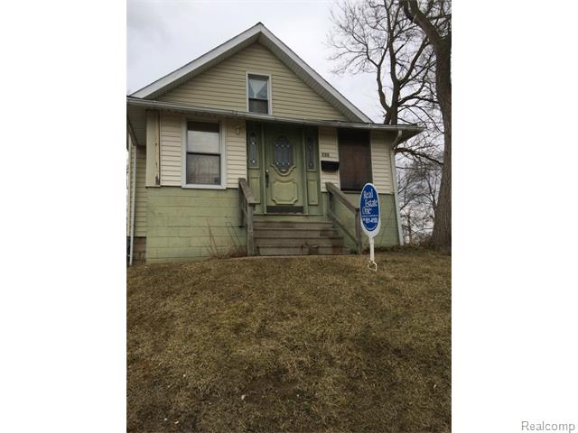 235 S Sanford St, Pontiac, MI 48342 photo 1