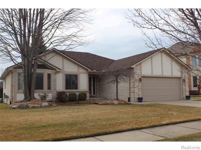 48593 Arnold Dr, Macomb, MI 48044 photo 1