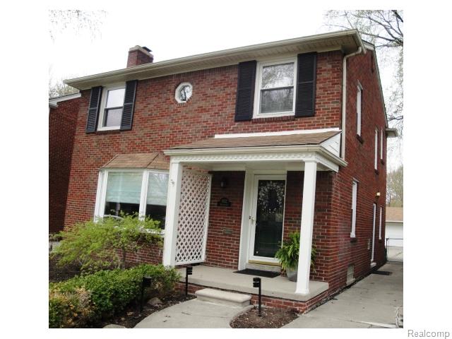 1932 Broadstone Rd, Grosse Pointe, MI 48236 photo 1