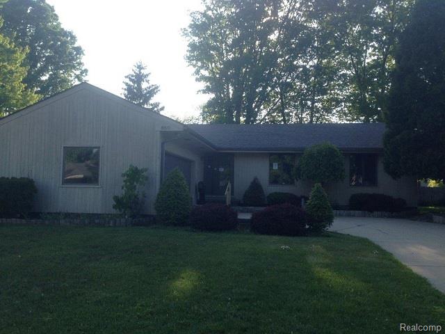 850 S 12th St, Saint Clair, MI 48079 photo 1