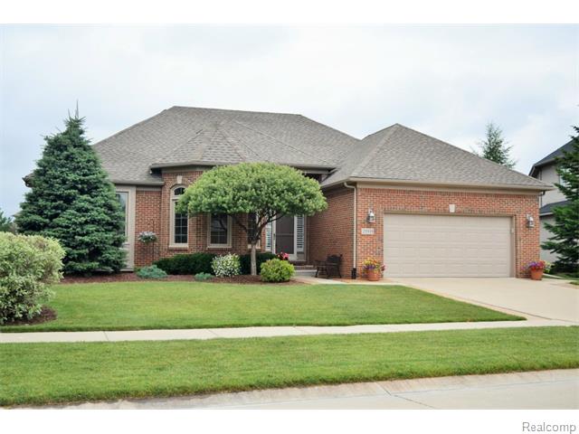 21331 Ascot Dr, Macomb, MI 48044 photo 1