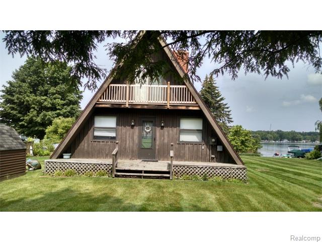 482 Pinecrest Dr, Coldwater, MI 49036 photo 1